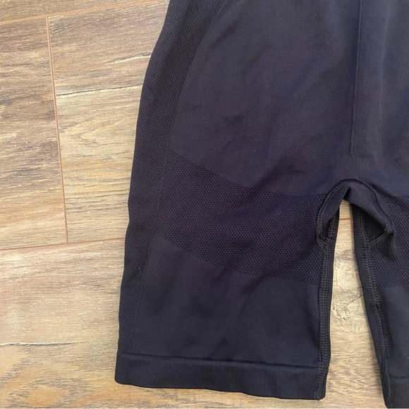 Gymshark Black Performance Shorts - Picture 6 of 12